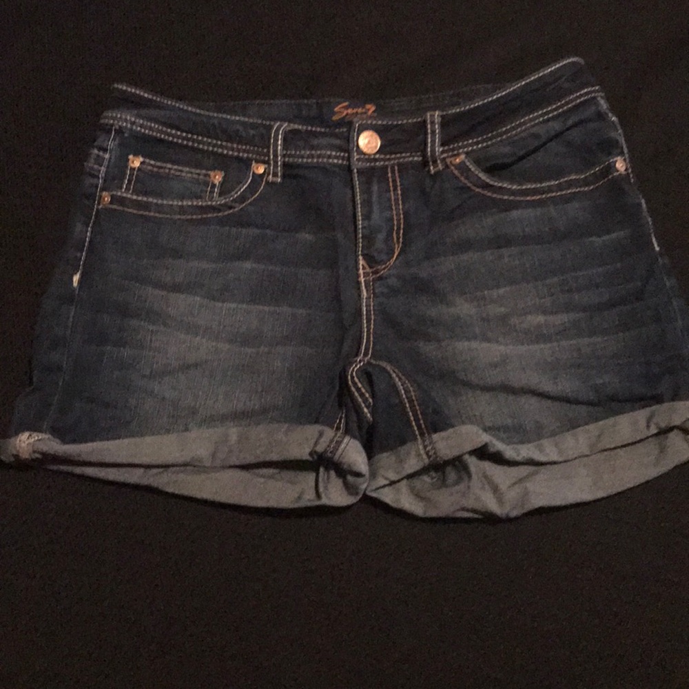 Seven7 blue jean shorts